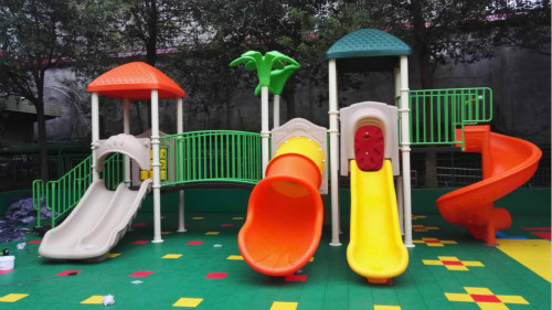 長沙飛友康體設備有限公司,銷售湖南戶外健身器材,小區健身器材,長沙兒童游樂設施,長沙滑滑梯