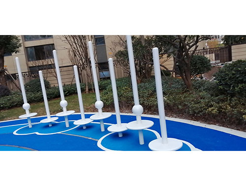 小區健身器材，兒童游樂設施，epdm橡膠地面，幼兒園桌椅，硅pu球場